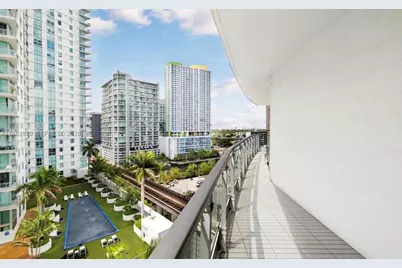 90 SW 3rd St #1613, Miami, FL 33130 - Photo 8