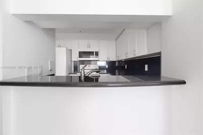2475 Brickell Ave #1807, Miami, FL 33129 - Photo 8