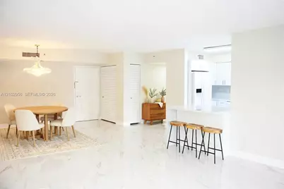 19101 NE 36th Ct #302, Aventura, FL 33180 - Photo 4