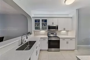 7623 Southampton Terrace, Tamarac, FL 33321 - Photo 6