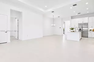 9257 Sunflower Mdw Rd, Boca Raton, FL 33434 - Photo 8