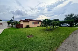 7400 SW 19th St, Miami, FL 33155 - Photo 6