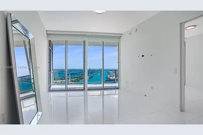 1100 Biscayne Blvd #5202, Miami, FL 33132 - Photo 18