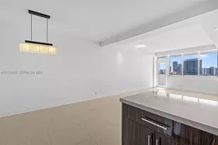 7441 Wayne Ave, Miami Beach, FL 33141 - Photo 8