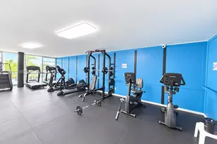873 NE 195th St, Miami, FL 33179 - Photo 22
