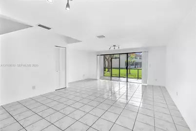 4761 N Pine Island Rd #4761, Sunrise, FL 33351 - Photo 10