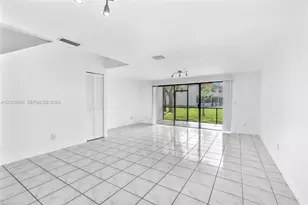 4761 N Pine Island Rd, Sunrise, FL 33351 - Photo 10