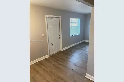 240 SE 9th Ave, Pompano Beach, FL 33060 - Photo 8