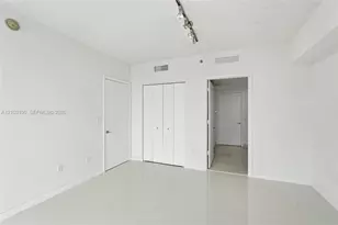 495 Brickell Ave, Miami, FL 33131 - Photo 22