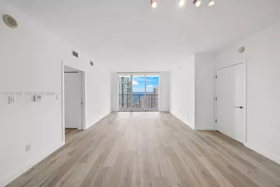 325 S Biscayne Blvd #3819, Miami, FL 33131 - Photo 12