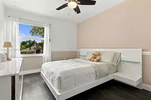 2015 NW 140th Ave, Pembroke Pines, FL 33028 - Photo 56
