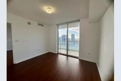 50 Biscayne Blvd #3807, Miami, FL 33132 - Photo 12