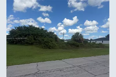 9006 Maywood Cir, Lehigh Acres, FL 33935 - Photo 2