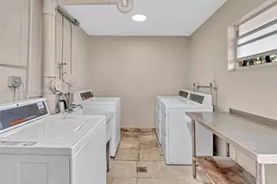 1780 NE 191st St, Miami, FL 33179 - Photo 34