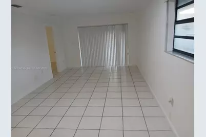 6283 W 24th Ave #206-2, Hialeah, FL 33016 - Photo 4