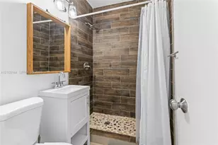1195 NE 147th St, North Miami, FL 33161 - Photo 26