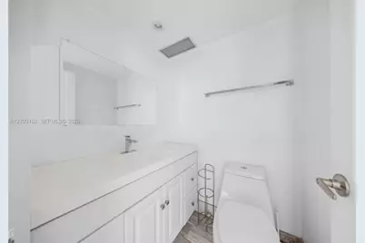 251 174th St #1607, Sunny Isles Beach, FL 33160 - Photo 14