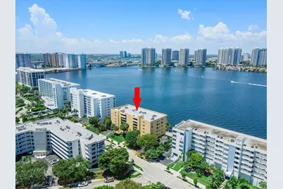 17878 N Bay Rd #404, Sunny Isles Beach, FL 33160 - Photo 26