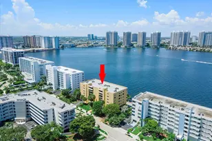 17878 N Bay Rd, Sunny Isles Beach, FL 33160 - Photo 26
