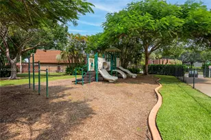 835 SW 118th Terrace, Davie, FL 33325 - Photo 30