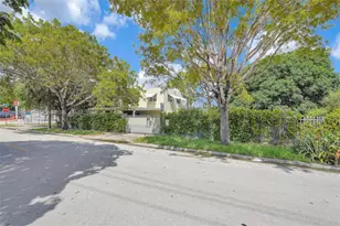 181 NW 41st St, Miami, FL 33127 - Photo 40