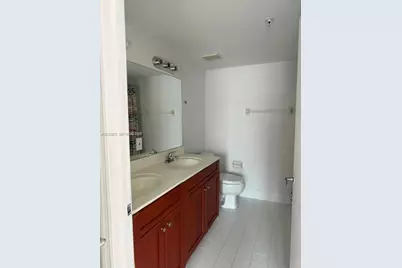 36 NW 6th Ave #402, Miami, FL 33128 - Photo 16