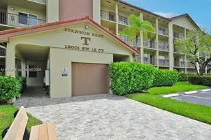 13001 SW 15th Ct, Pembroke Pines, FL 33027 - Photo 2