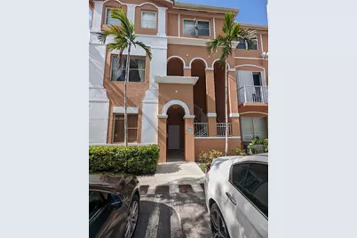 17650 NW 73rd Ave #208-18, Hialeah, FL 33015 - Photo 1