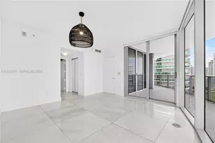 488 NE 18th St, Miami, FL 33132 - Photo 8