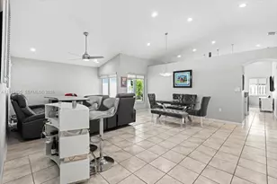 1010 NW 125th Ave, Sunrise, FL 33323 - Photo 12