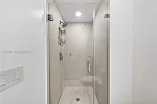 4111 S Ocean Dr, Hollywood, FL 33019 - Photo 38