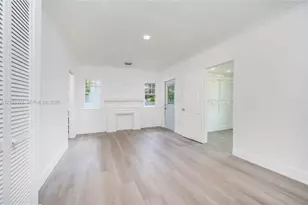 35 NW 57th St, Miami, FL 33127 - Photo 12