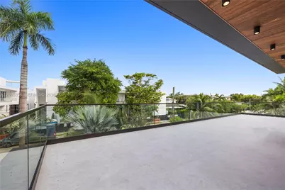 790 NE 77th Ter, Miami, FL 33138 - Photo 18