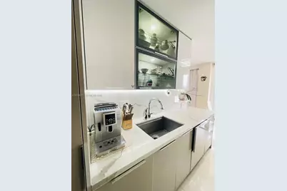 290 174th St #1118, Sunny Isles Beach, FL 33160 - Photo 10