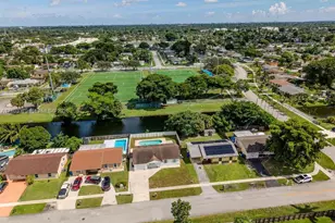 405 SW 78th Terrace, North Lauderdale, FL 33068 - Photo 20