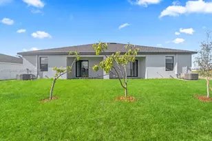 1336/1338 Diplomat Parkway, Cape Coral, FL 33909 - Photo 22