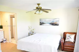 9020 Sunrise Lakes Blvd, Sunrise, FL 33322 - Photo 16