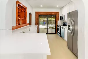 3095 NW 3rd St, Miami, FL 33125 - Photo 18