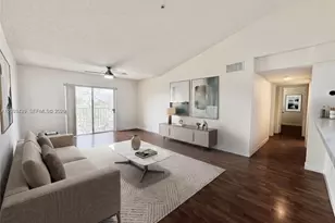 9905 Westwood Dr, Tamarac, FL 33321 - Photo 6