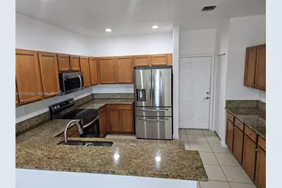 9216 SW 227 Lane, Cutler Bay, FL 33190 - Photo 16