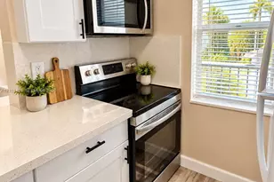 2225 Polk St, Hollywood, FL 33020 - Photo 4