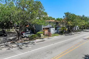 521 NE 38th St, Miami, FL 33137 - Photo 40