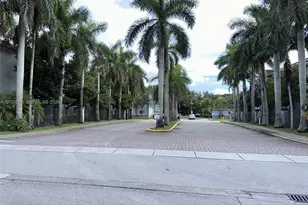 15430 SW 284th St, Homestead, FL 33033 - Photo 2