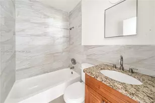 3694 NW 19th St, Miami, FL 33125 - Photo 14