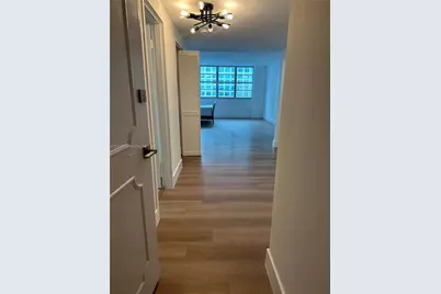 801 Brickell Bay Dr #1463, Miami, FL 33131 - Photo 2