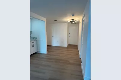 801 Brickell Bay Dr #1463, Miami, FL 33131 - Photo 4