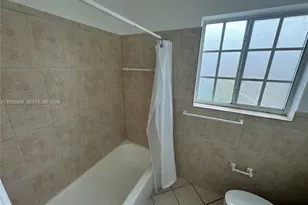 1021 SW 8th Ave, Miami, FL 33130 - Photo 8