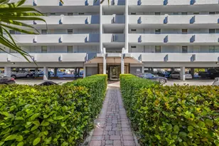 3703 NE 166th St, North Miami Beach, FL 33160 - Photo 34