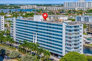 3703 NE 166th St, North Miami Beach, FL 33160 - Photo 64
