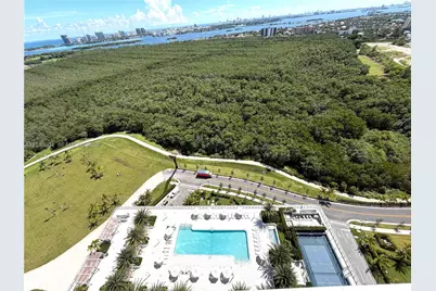 2411 Laguna Circle #2504, North Miami, FL 33181 - Photo 14